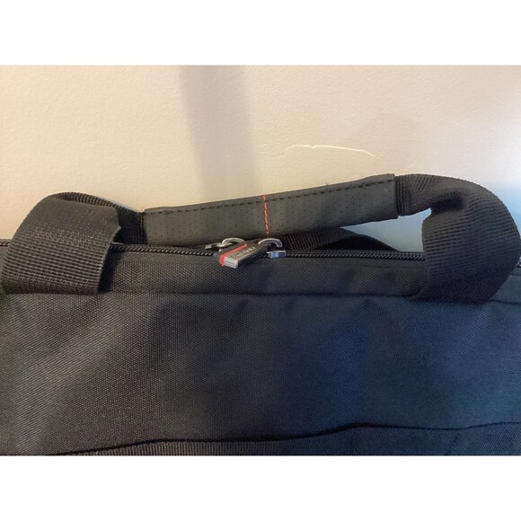 Samsonite Laser Pro 2 Slim Brief Laptop Bag For 17.3" Laptop With Tablet Pocket - Picture 4 of 10